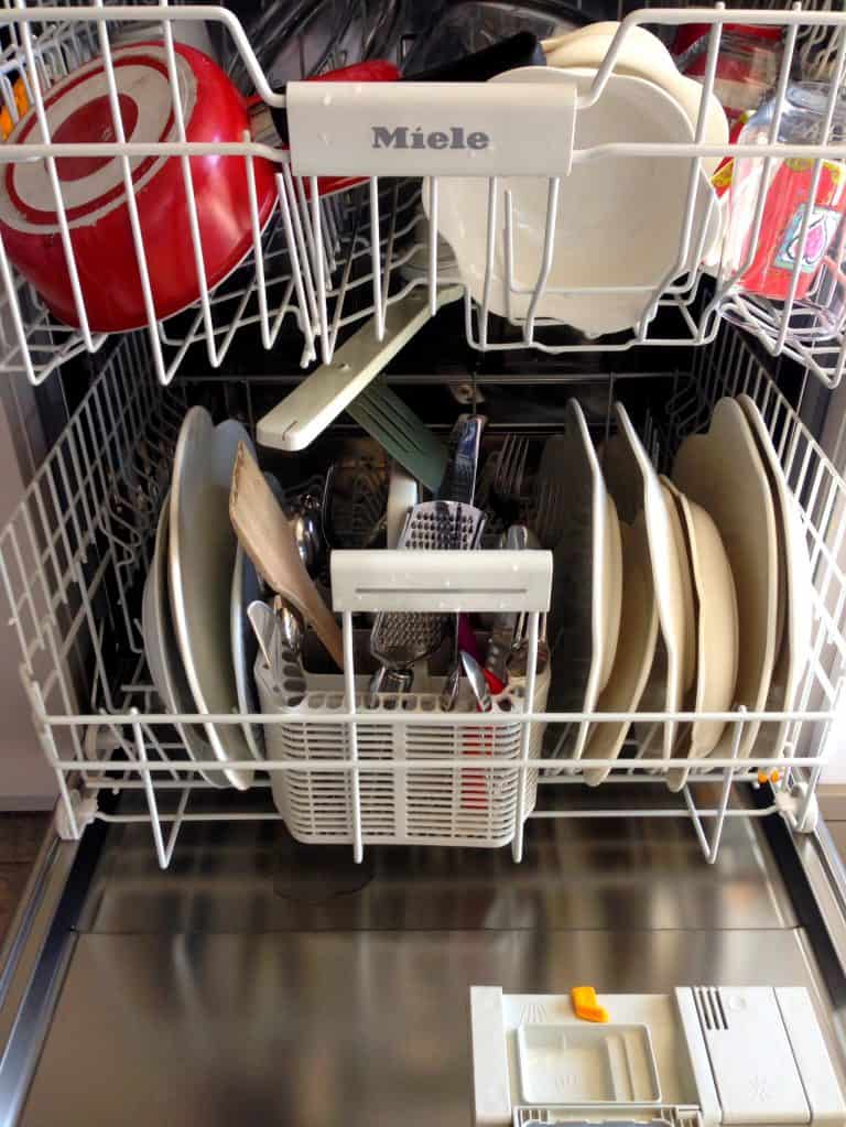 Dishwashing installation service